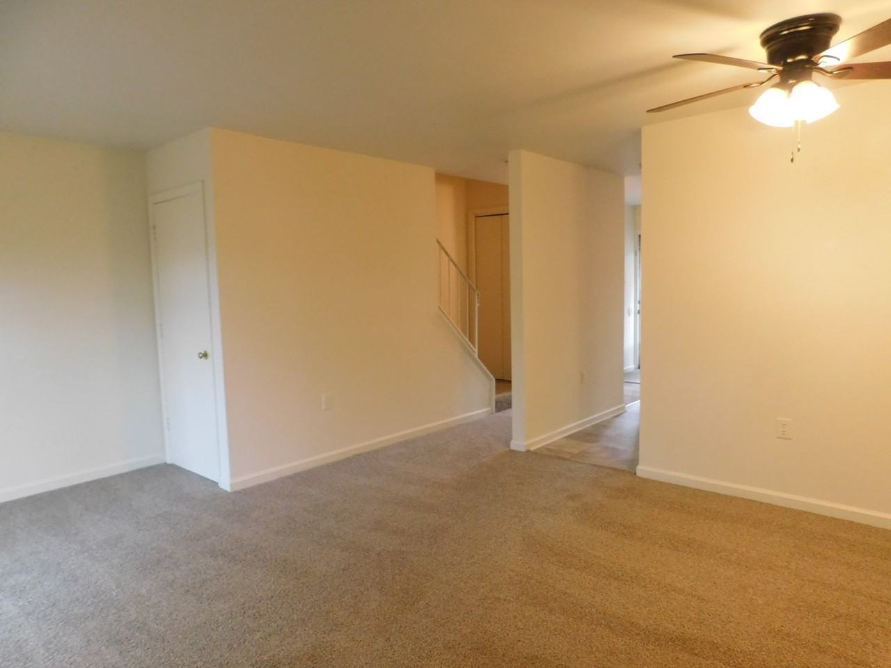 221 Kimberly Way - Photo 7 of 17