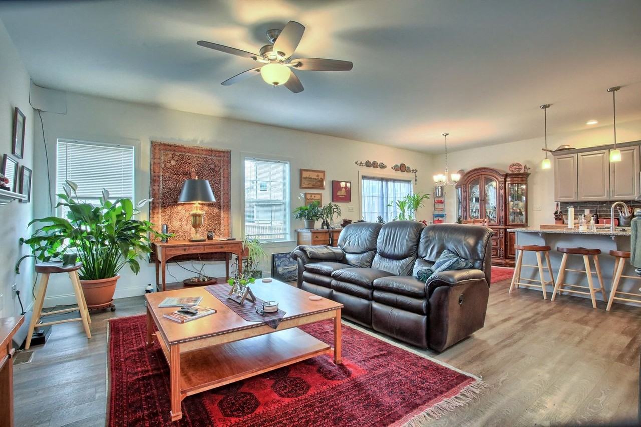 248 West Vw - Photo 3 of 28