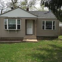 327 Pennsylvania Ave - Photo 1 of 1