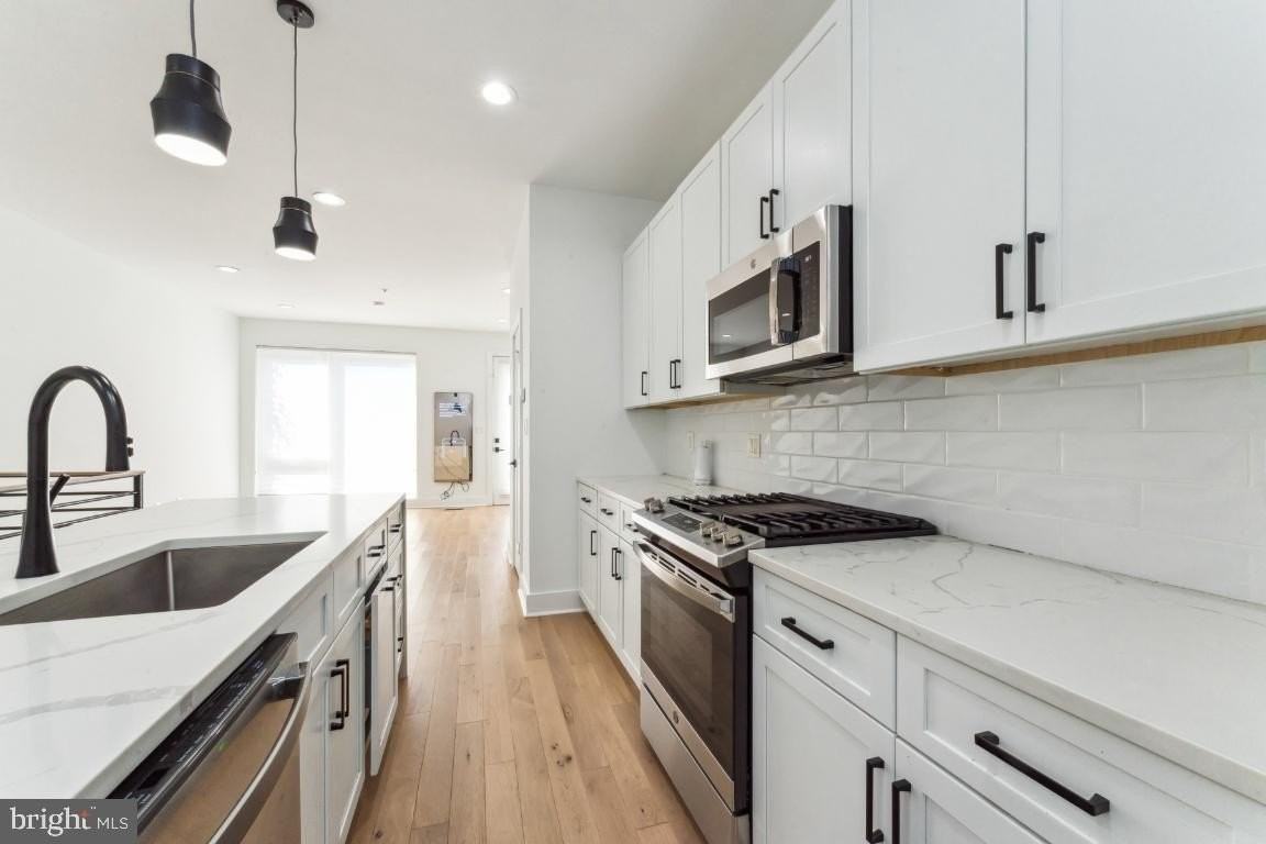 3916 14th St Nw Unit 2 #2 - Photo 7 of 10