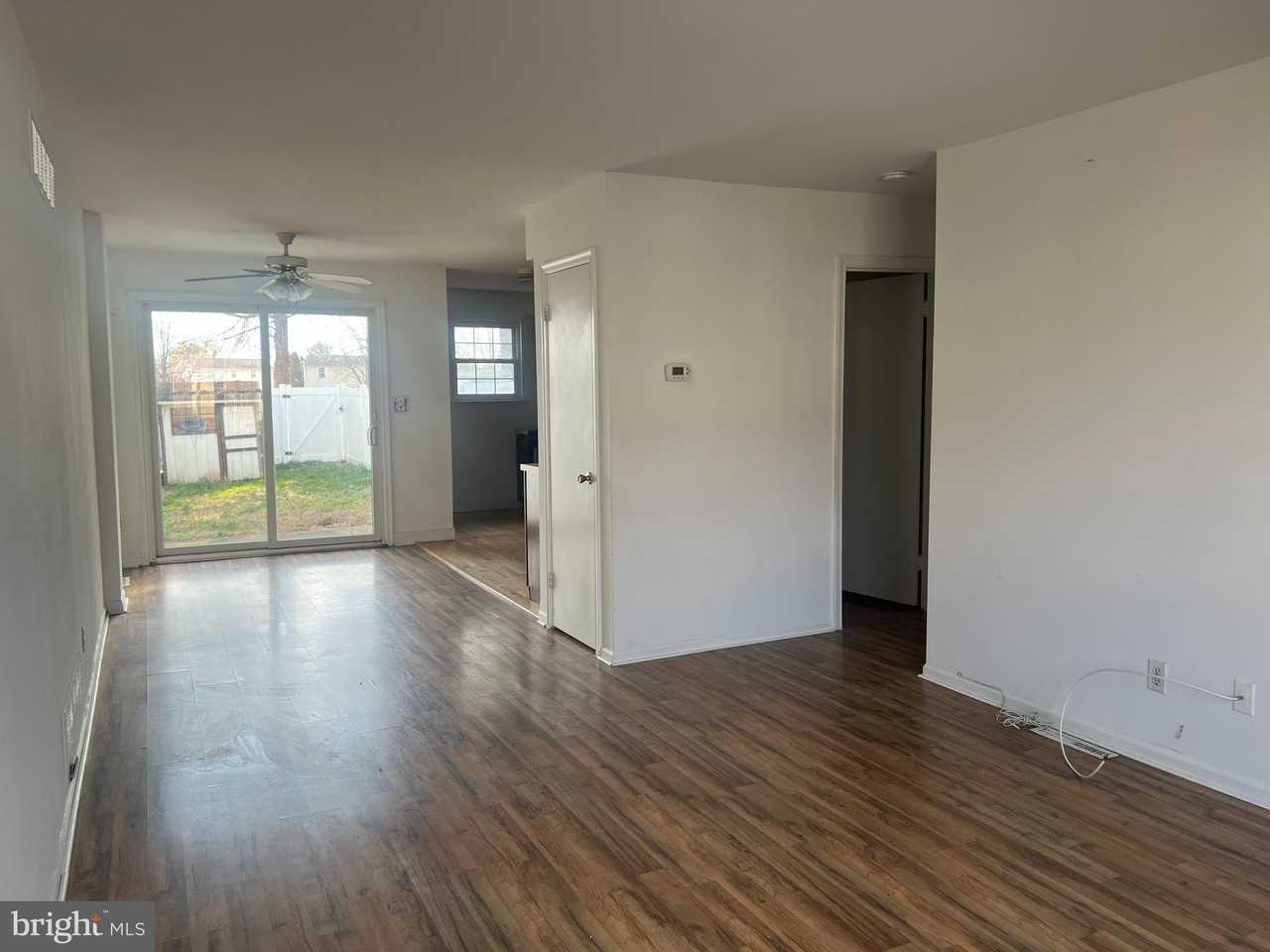 325 Barley Dr - Photo 2 of 12