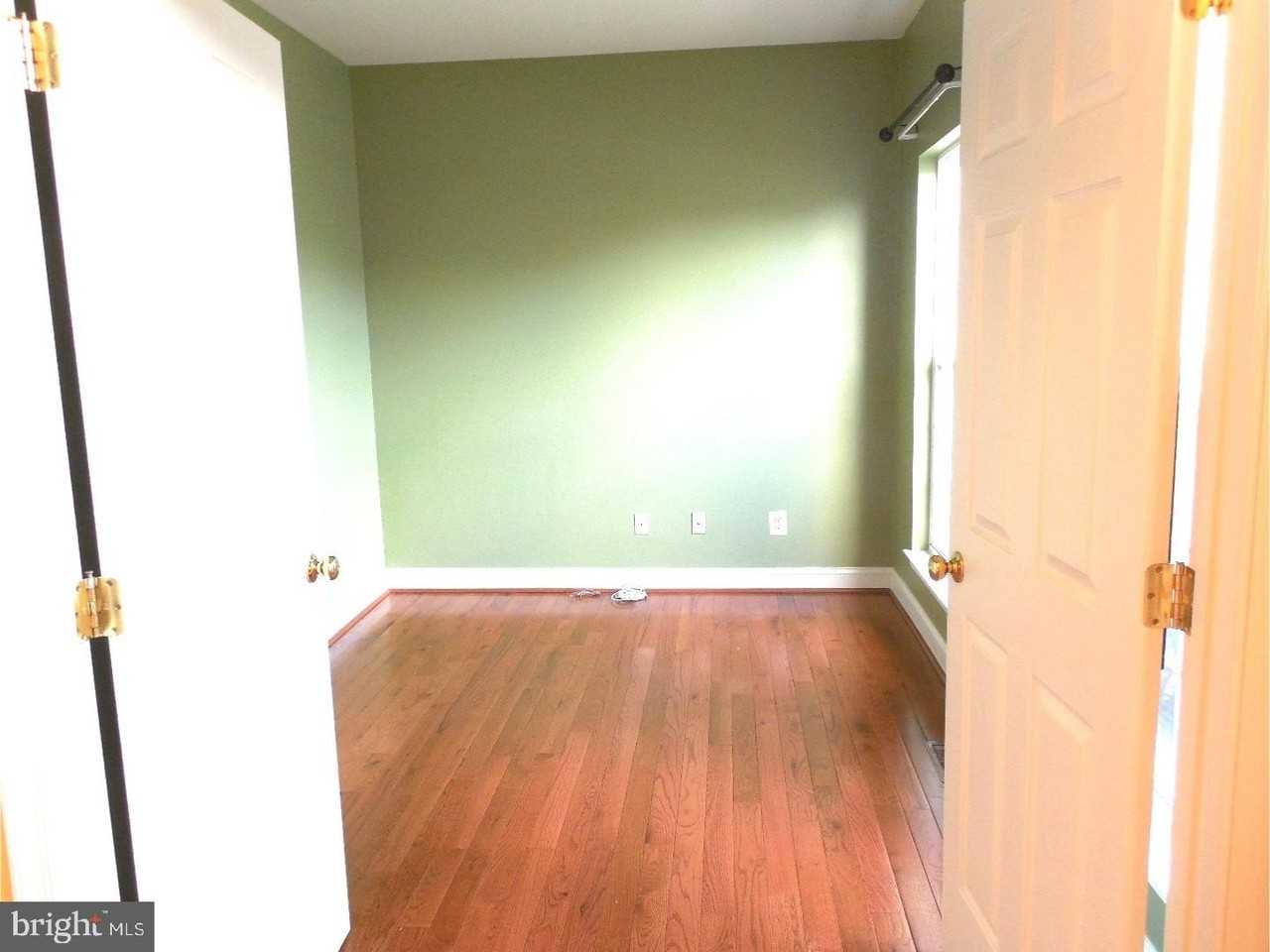 802 Haley St - Photo 7 of 18