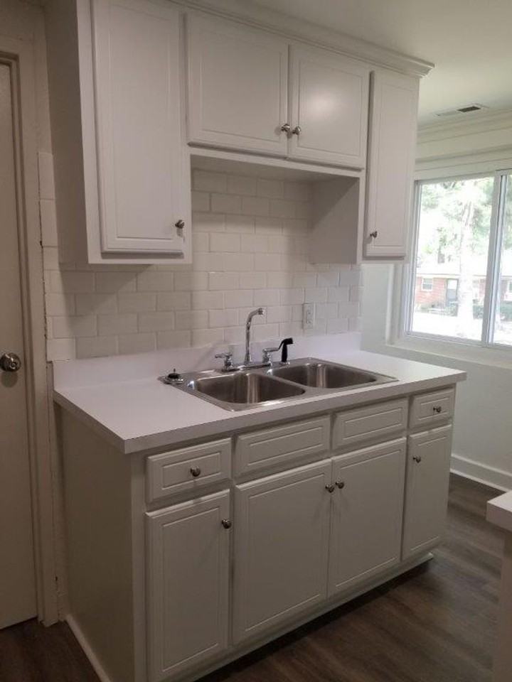 1911 1911 A & B Peachtree Street - Photo 5 of 18