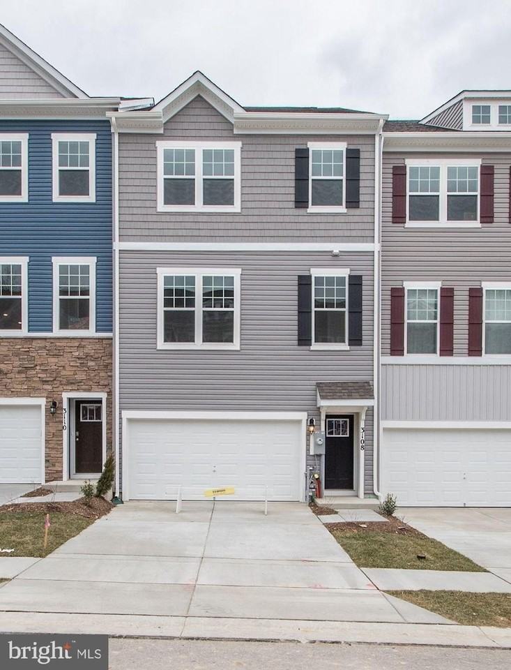 3108 Laurel Hill Rd - Photo 2 of 32