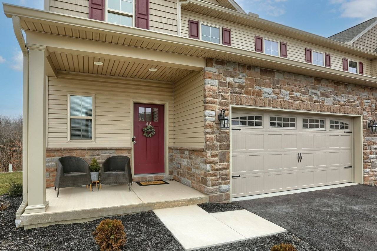 40 Crest Vw - Photo 4 of 37