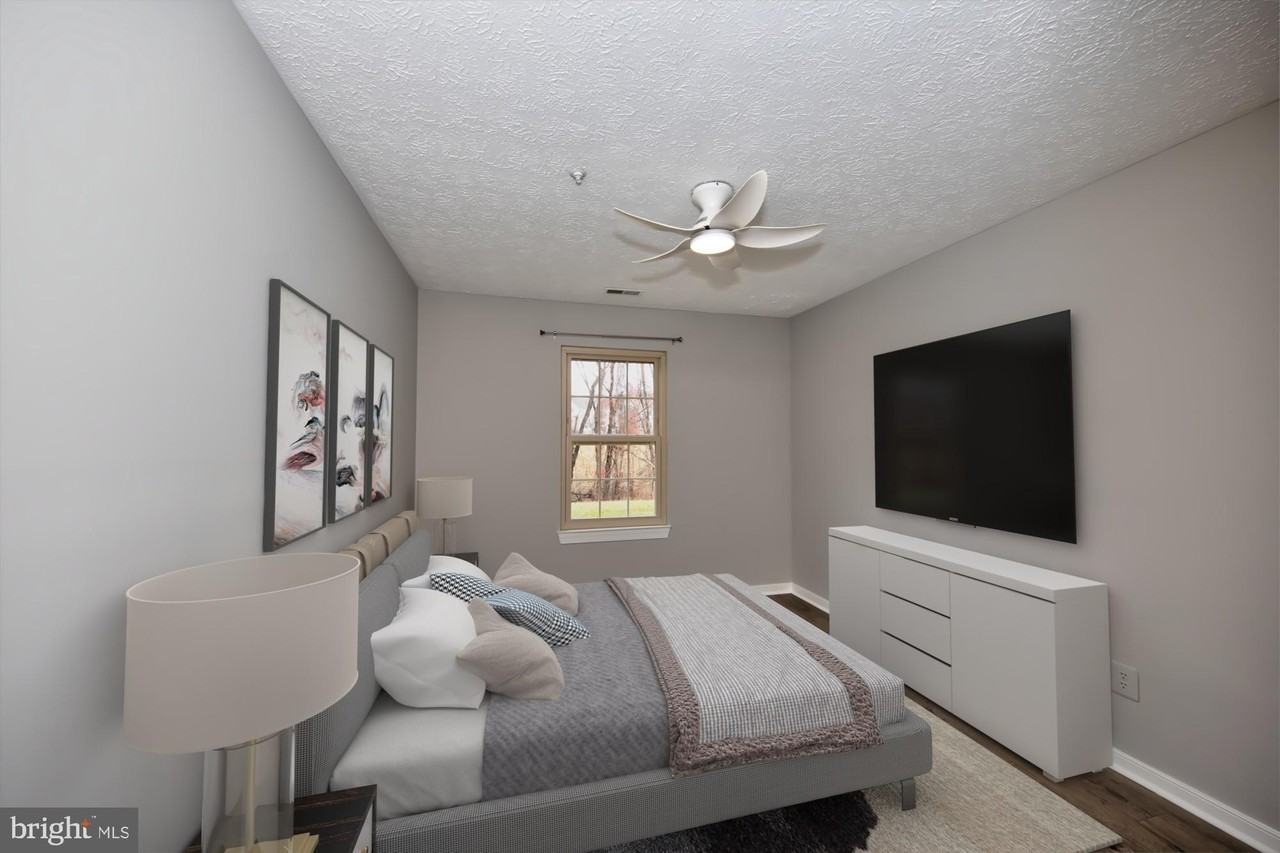 1717 Landmark Dr Unit 1k #1K - Photo 6 of 32