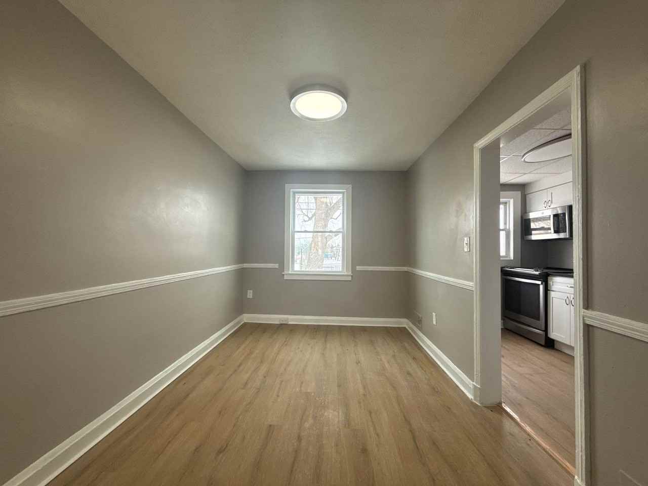 7930 Kavanagh Rd - Photo 3 of 12