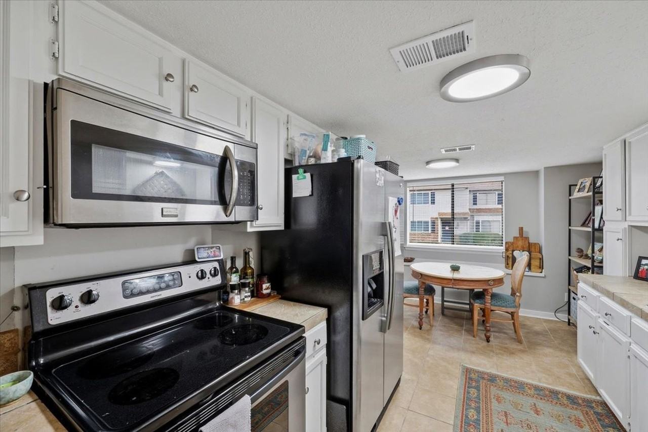 187 Lakebend Cir - Photo 4 of 26