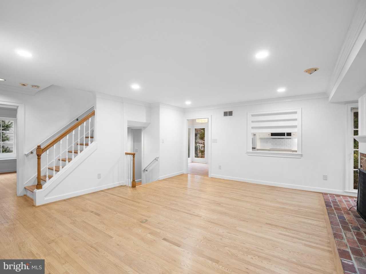 6416 Little Leigh Ct - Photo 3 of 42