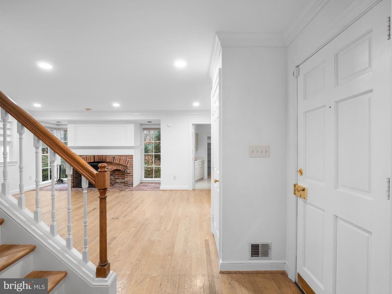 6416 Little Leigh Ct - Photo 5 of 42