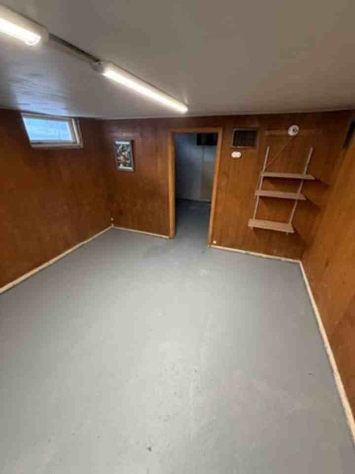 1517 E 256th St - Photo 3 of 13