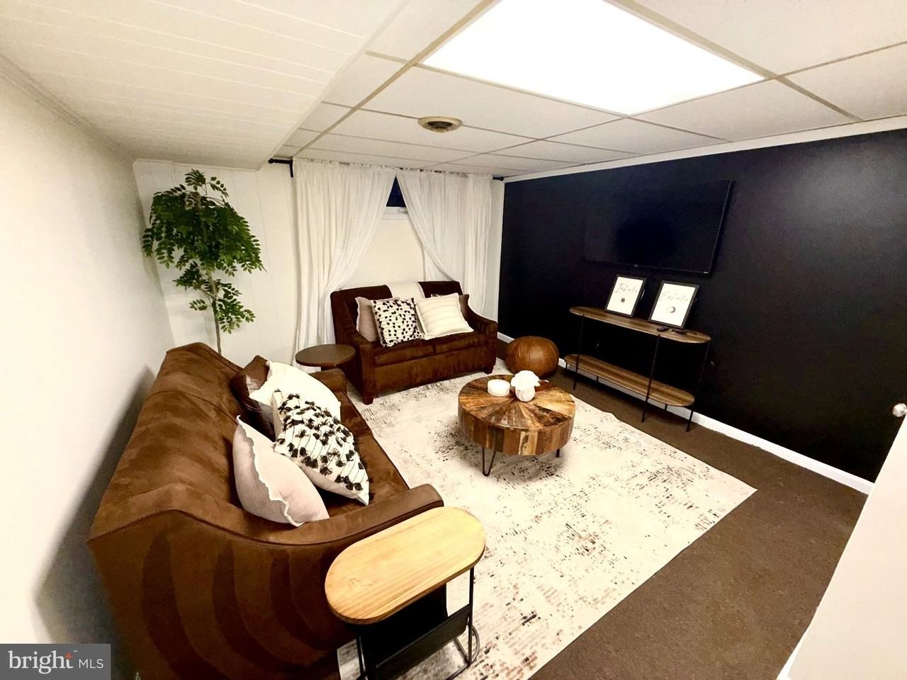 6525 Kenova St Unit B #B - Photo 2 of 14