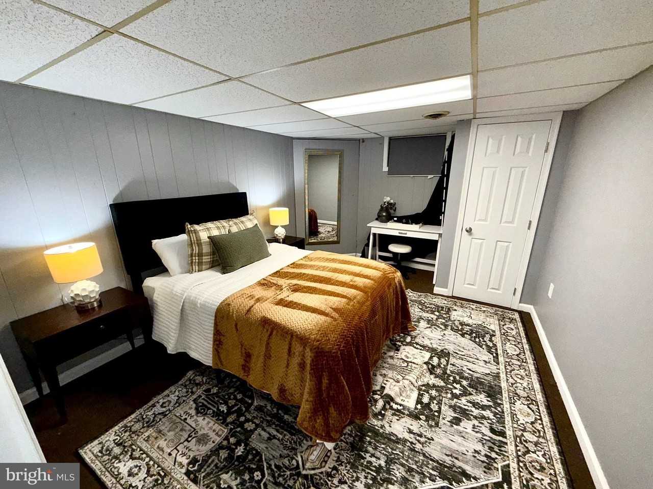 6525 Kenova St Unit B #B - Photo 6 of 14