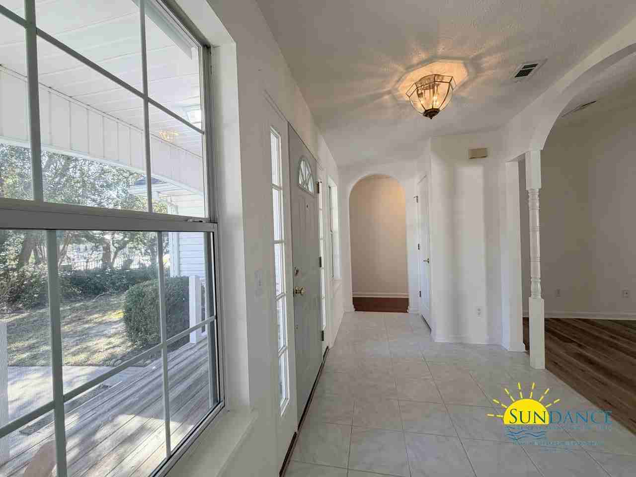 181 Seabreeze Ct - Photo 5 of 36