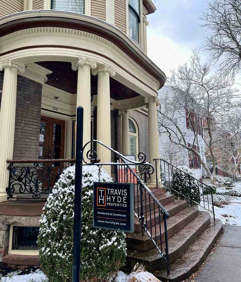 306 N Cayuga St - Photo 2 of 16