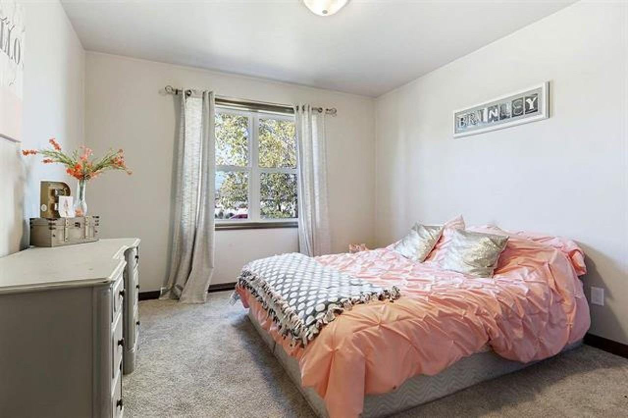 2820 Sussex Rd - Photo 7 of 16