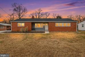 featured image of 8821 W Fort Foote Ter