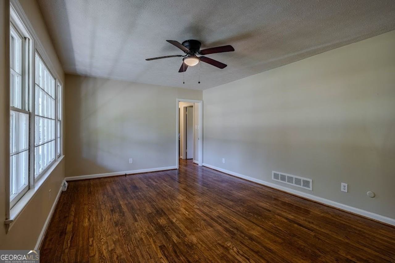 102 Beech Creek Dr Nw - Photo 2 of 9