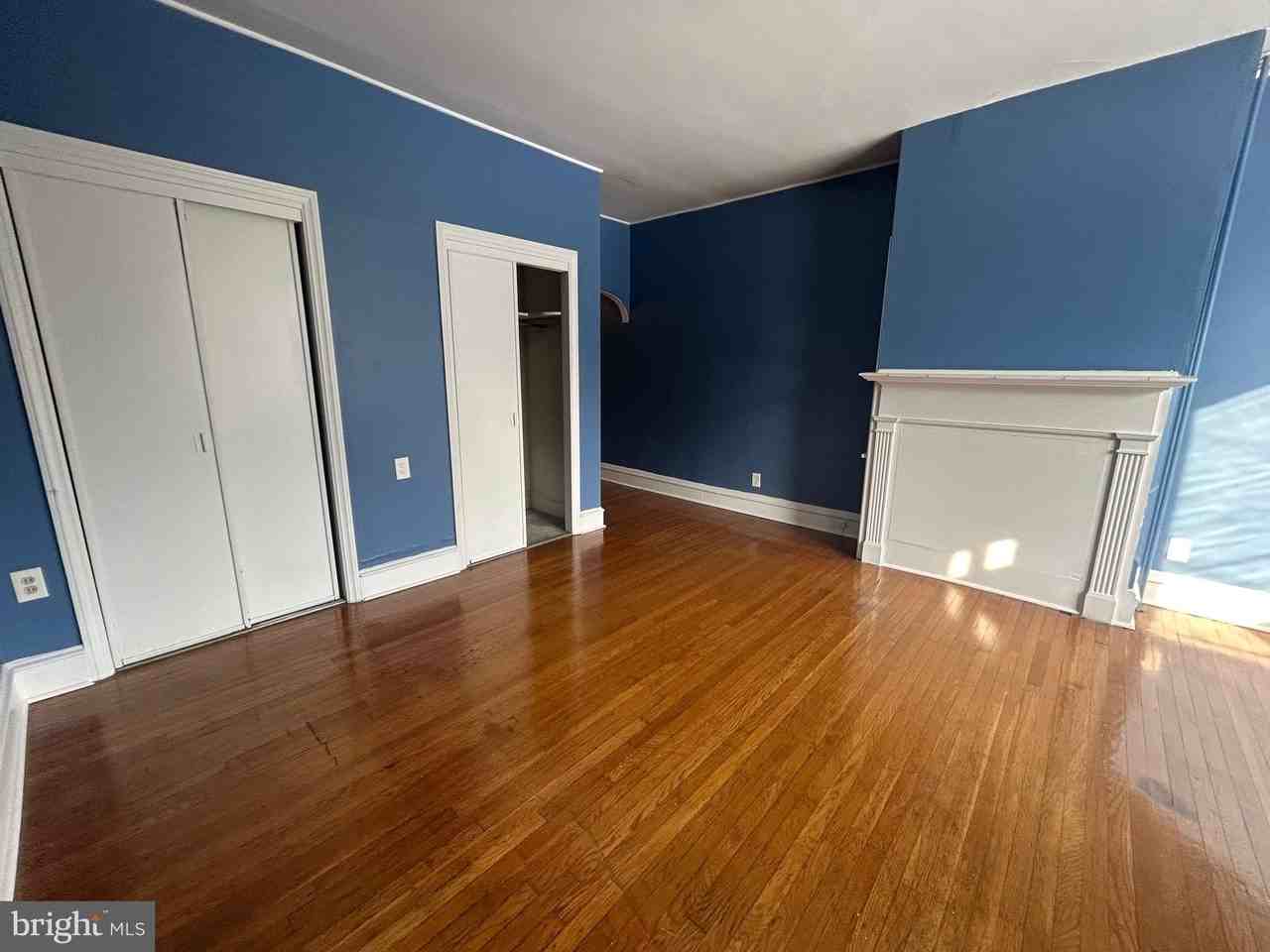 6561 Maple Ave - Photo 2 of 25