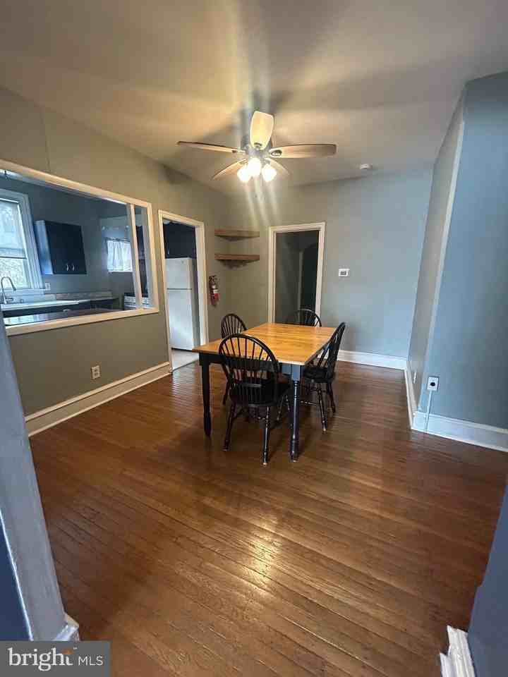 6561 Maple Ave - Photo 7 of 25