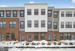 135 John Vanzandt Dr - Photo 1 of 1