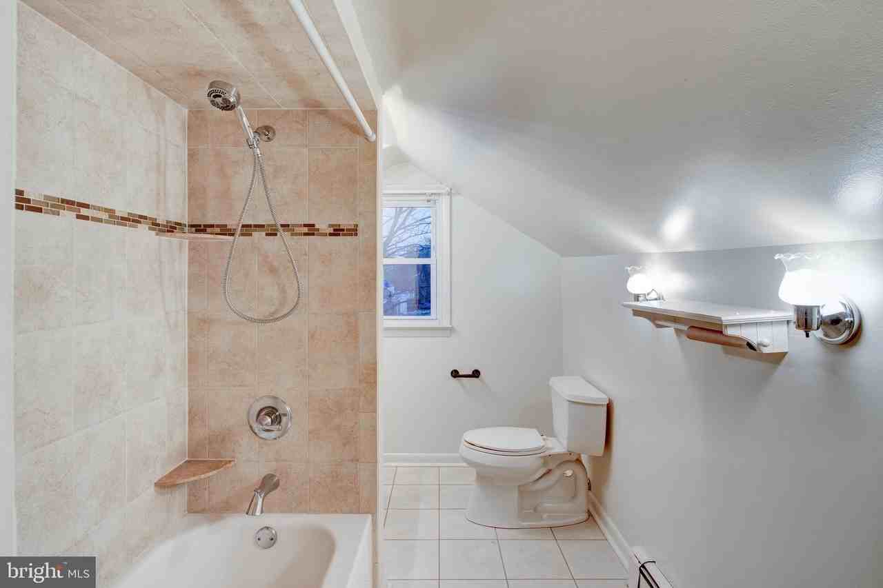 817 Fletcher Ave 2nd Fl #2ndFL - Photo 6 of 8