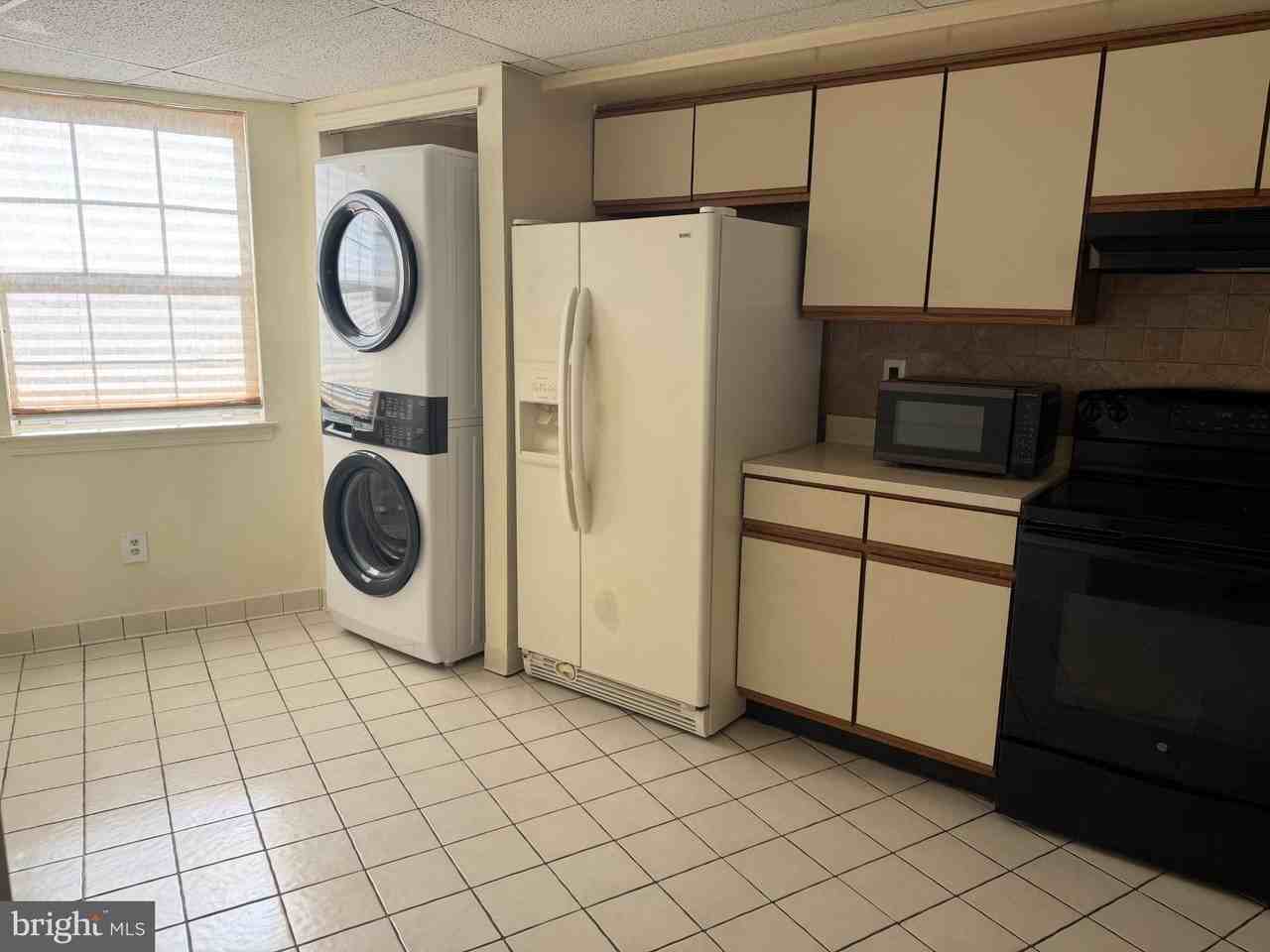 1714 Steamboat Sta - Photo 6 of 10