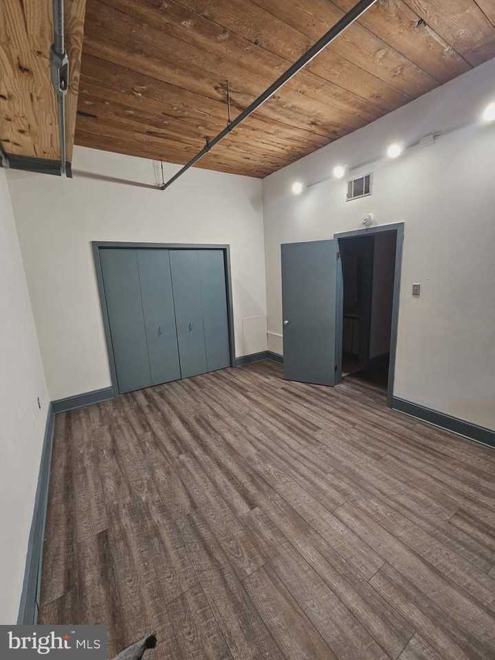 350 Main St Apt 101 #101 - Photo 7 of 9