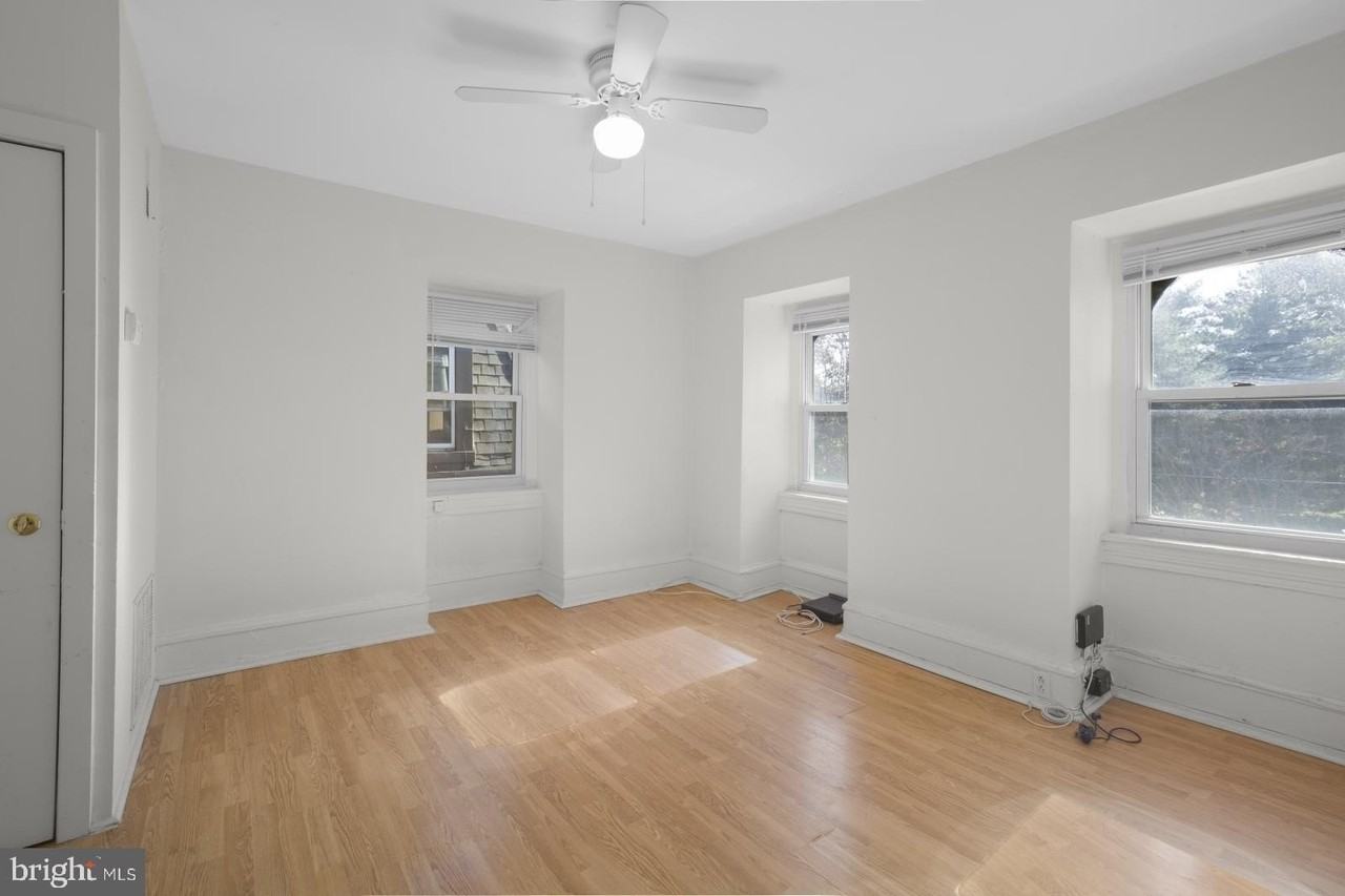 131 W Susquehanna Ave Apt 3 #3 - Photo 4 of 18