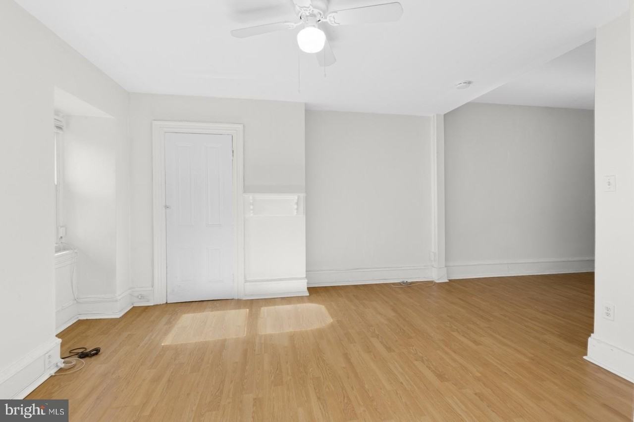 131 W Susquehanna Ave Apt 3 #3 - Photo 5 of 18