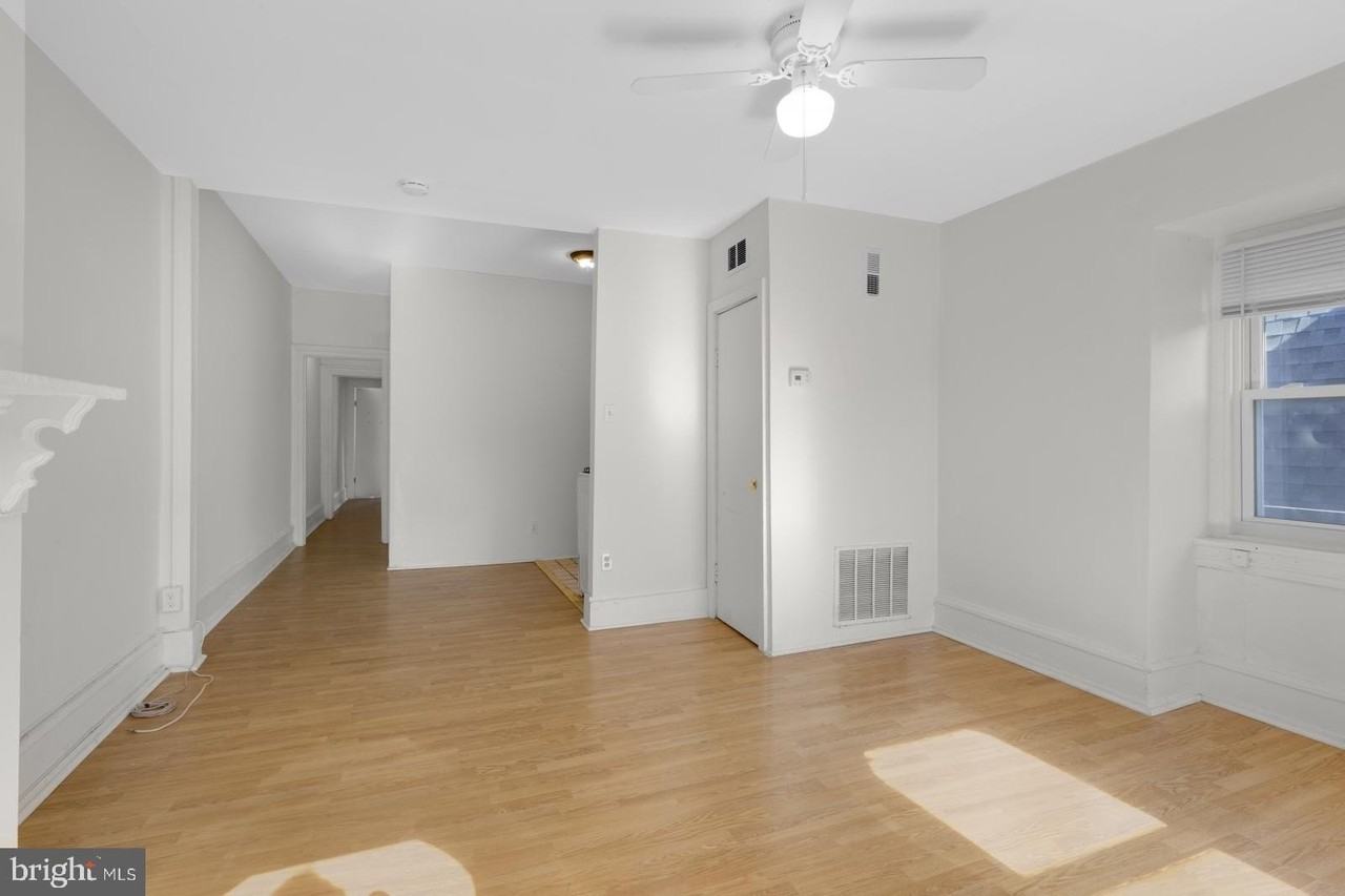 131 W Susquehanna Ave Apt 3 #3 - Photo 6 of 18