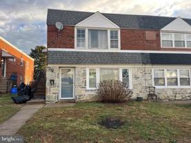 2637 Tremont St 2nd Fl #2ndFL - Photo 1 of 1