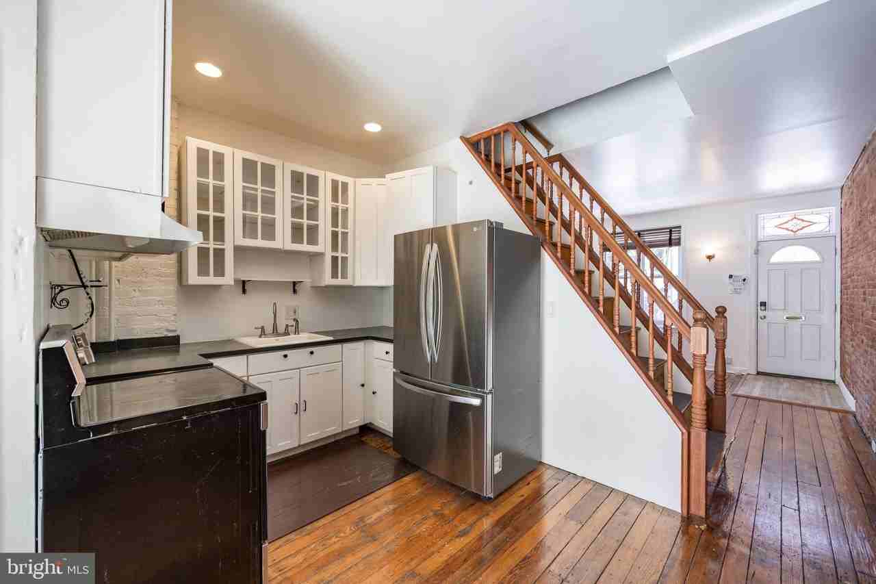 835 N Newkirk St - Photo 6 of 24