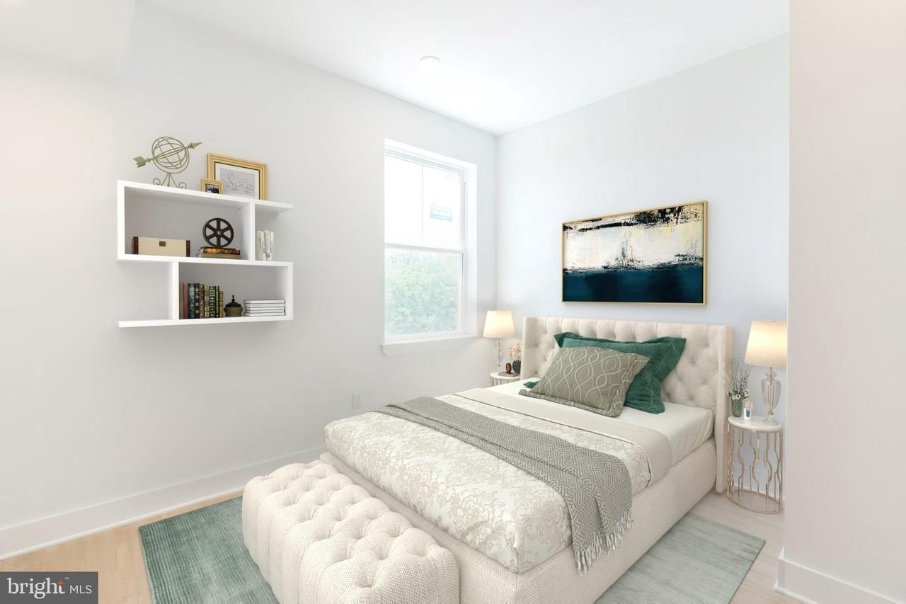 4408 Lancaster Ave Unit 401 #401 - Photo 3 of 34