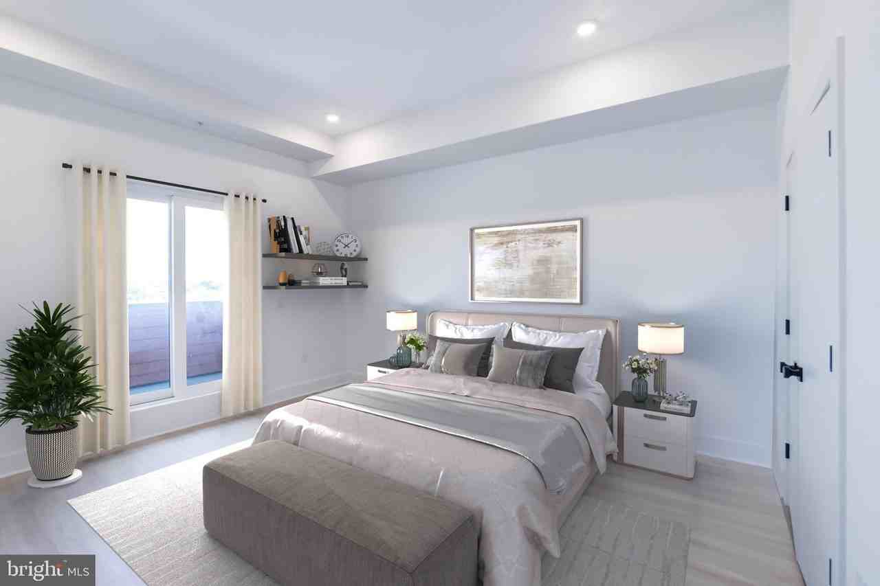 4408 Lancaster Ave Unit 401 #401 - Photo 4 of 34