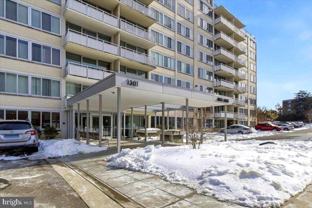 1301 S Arlington Ridge Rd Apt 308 #308 - Photo 1 of 1