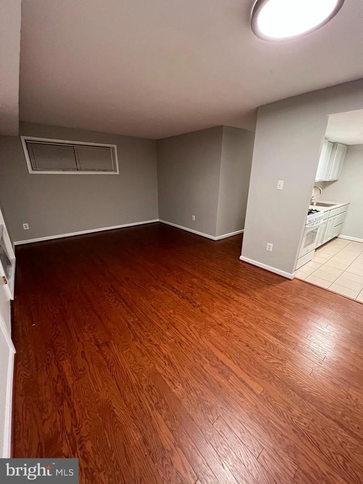 10029 Fair Woods Dr Apt 150 #150 - Photo 6 of 17