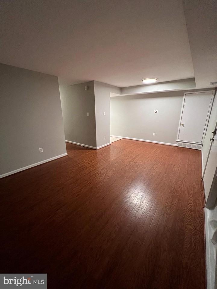 10029 Fair Woods Dr Apt 150 #150 - Photo 7 of 17