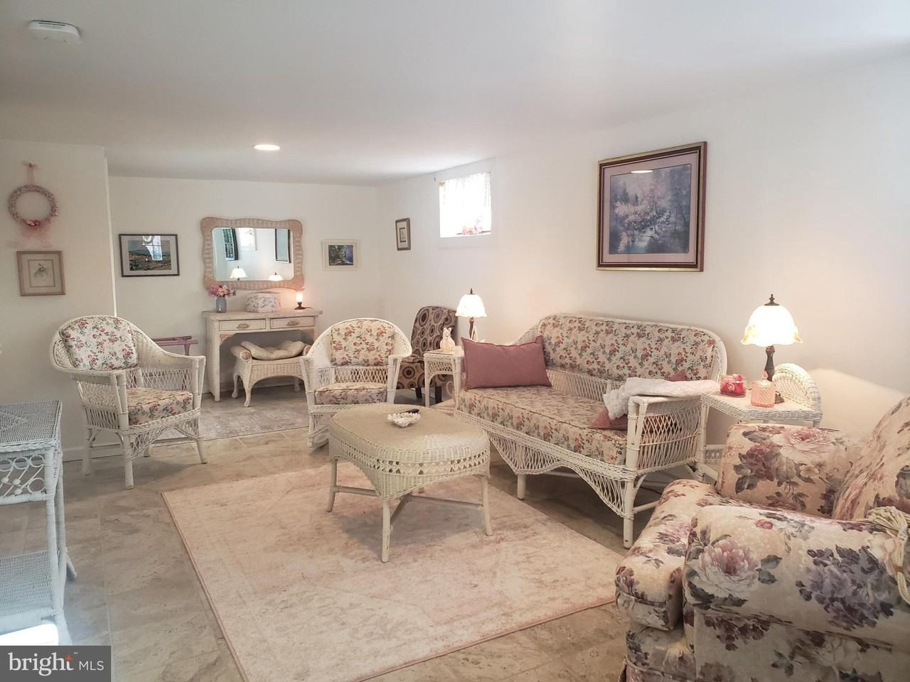 474 Foxcroft Rd - Photo 3 of 7