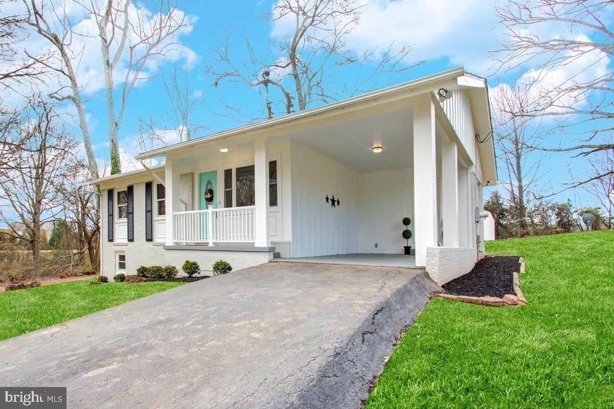 5007 Dogwood Dr - Photo 5 of 38