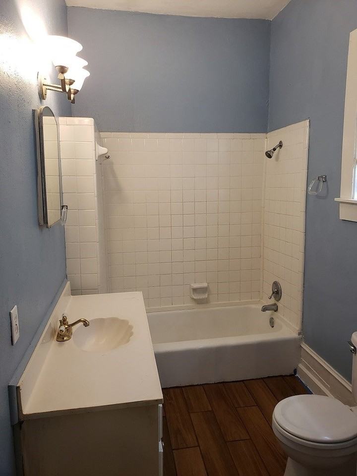 823 Avenue K - Photo 6 of 12