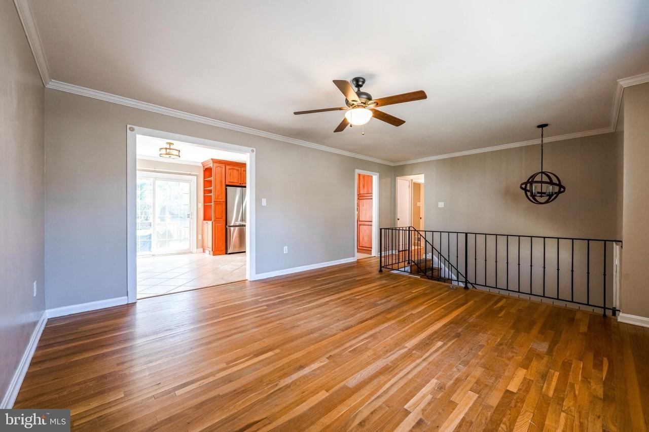 3900 Flagstone Ter - Photo 5 of 36