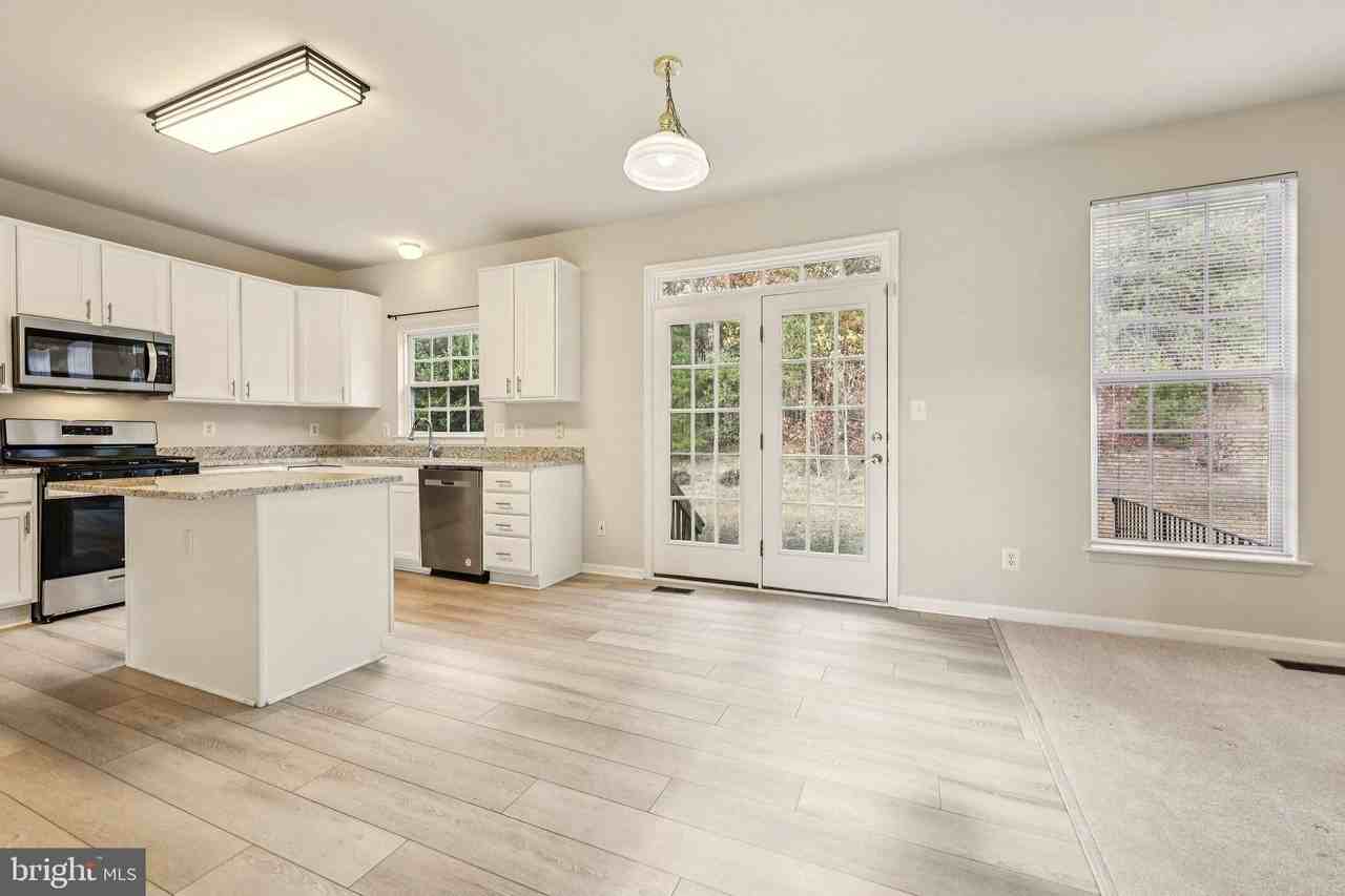 2880 Myrtlewood Dr - Photo 6 of 50