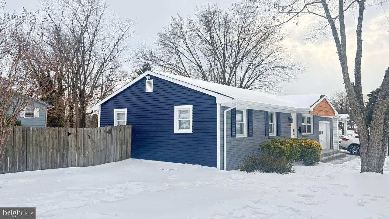 13223 Hawthorn Ln - Photo 6 of 34