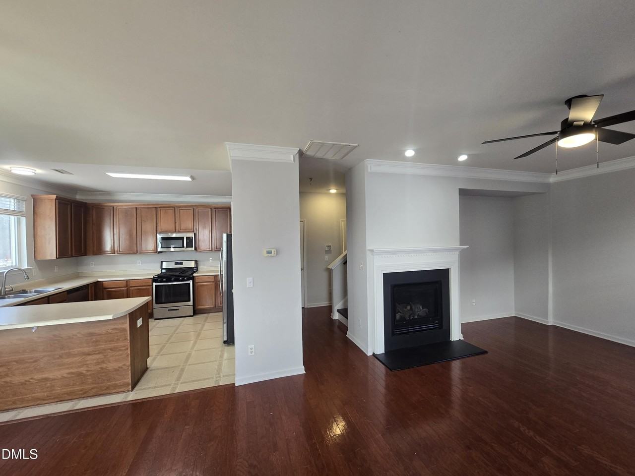 707 Delta Downs Dr - Photo 4 of 24