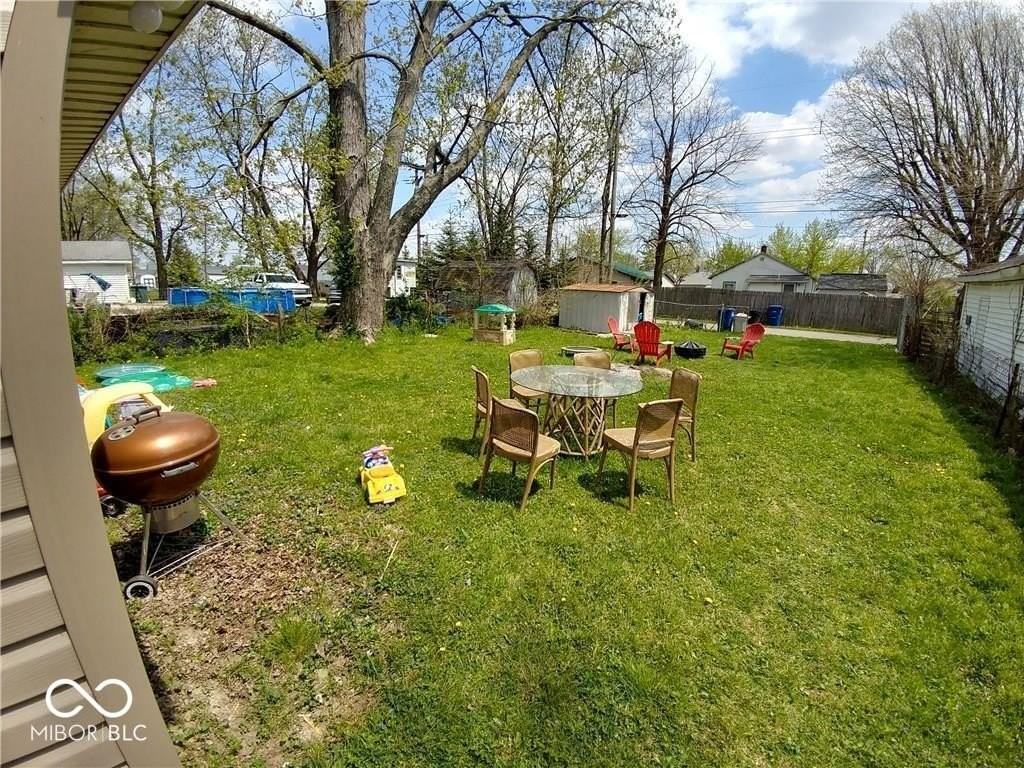 1118 Parker Ave - Photo 4 of 22