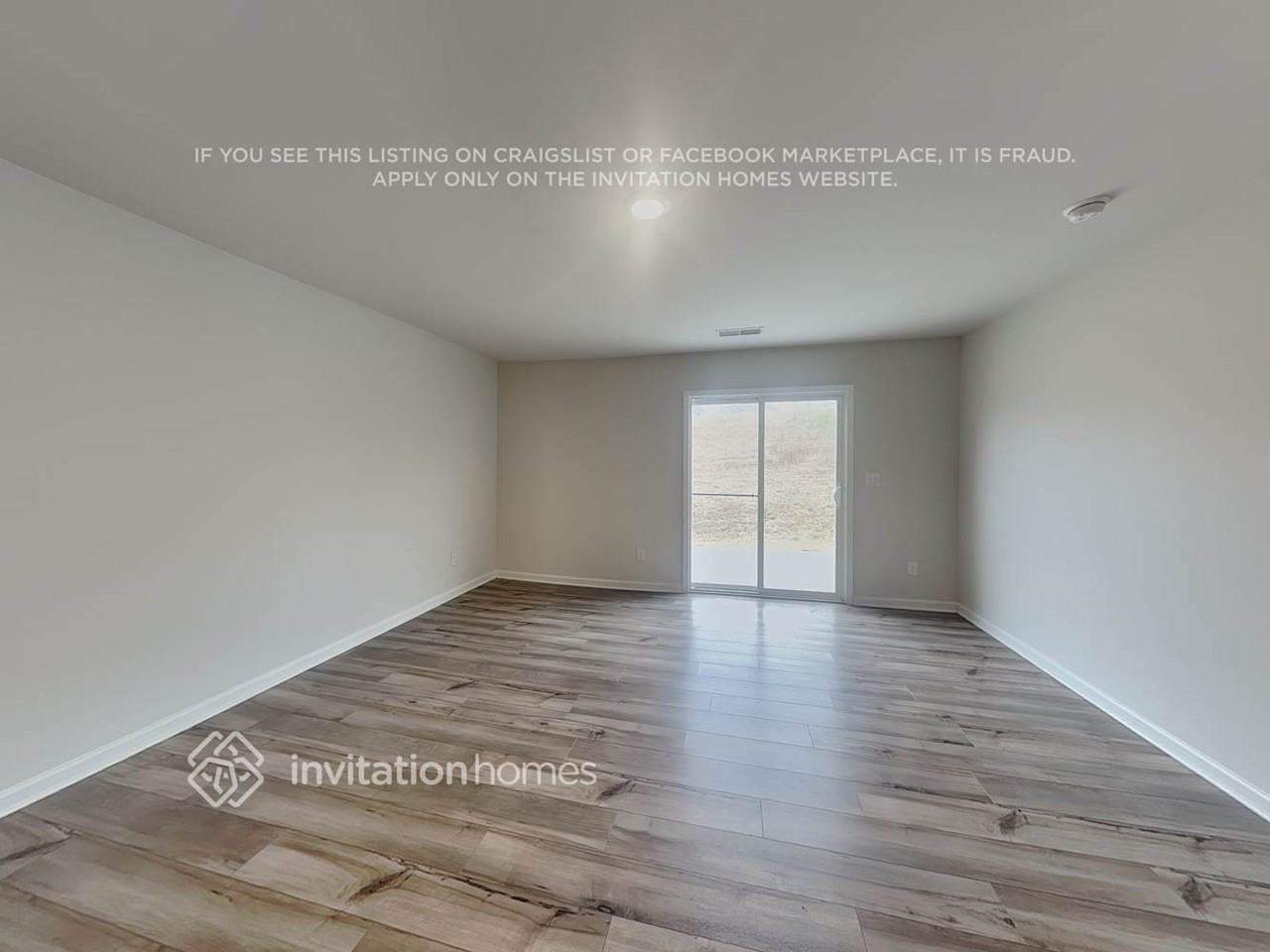 5113 Spring Breeze Blvd - Photo 4 of 19