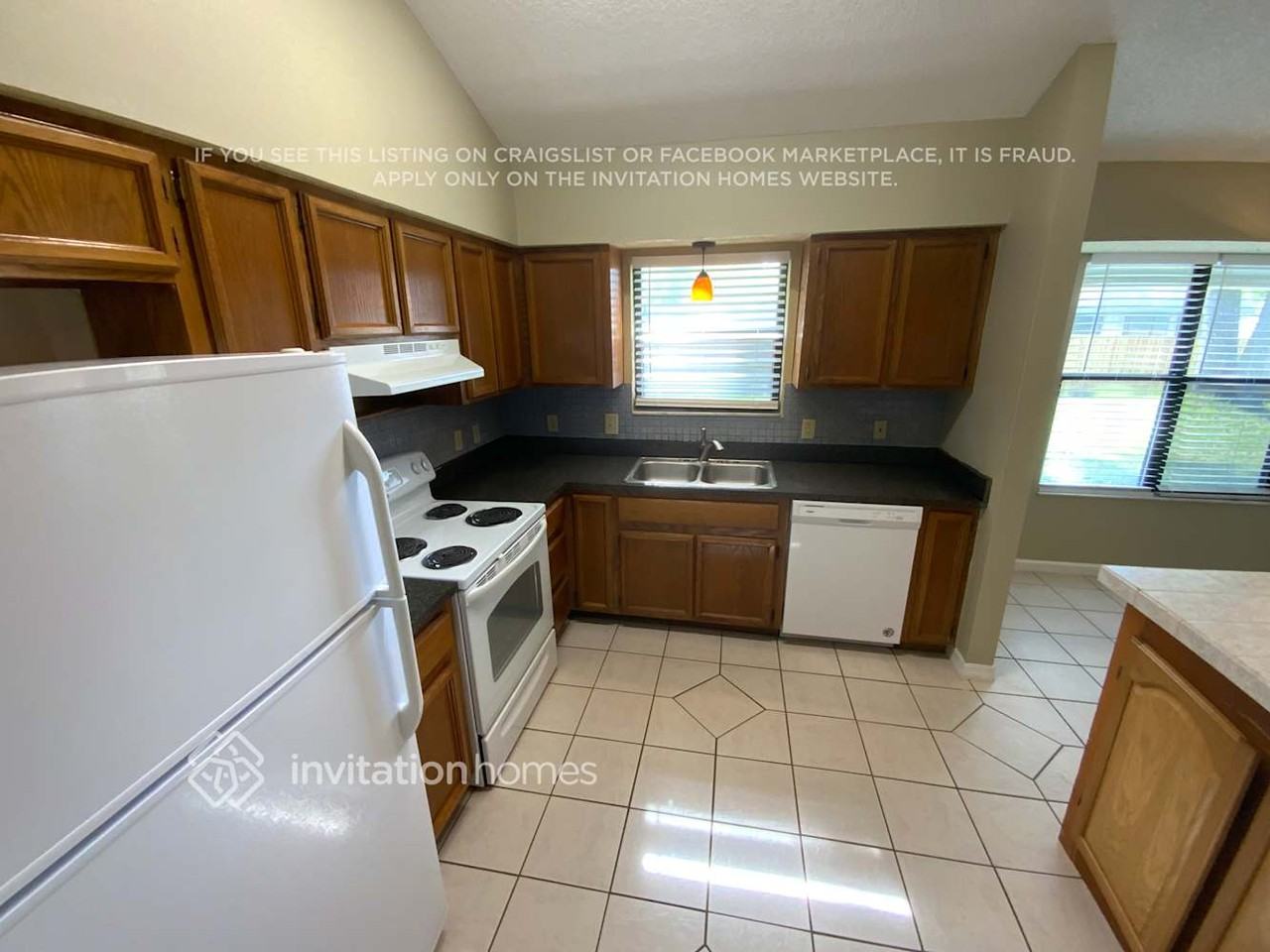 1810 Farm Way - Photo 5 of 12