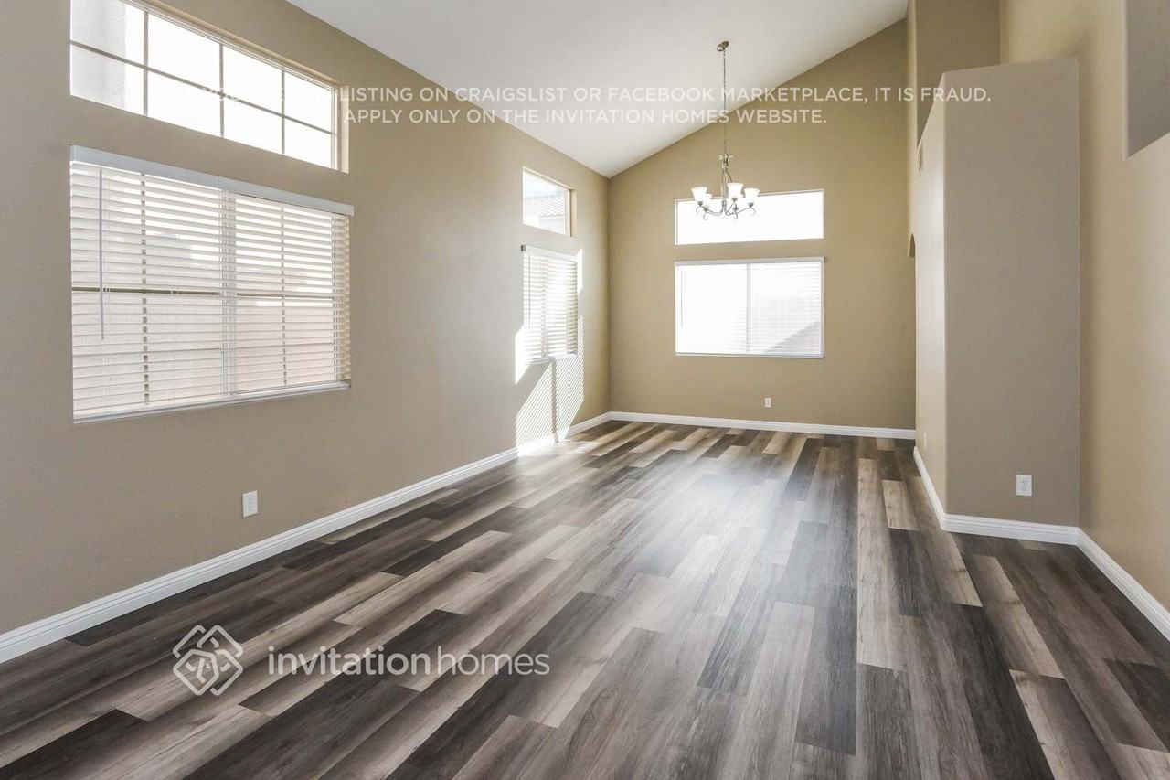 2055 Pescara Ct - Photo 4 of 16