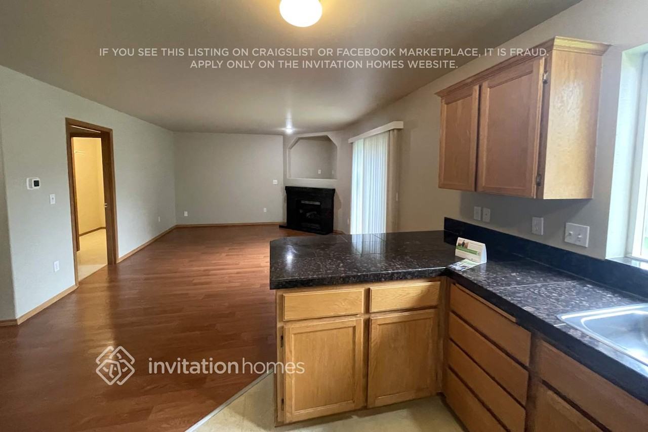 25406 161st Ave Se - Photo 3 of 15